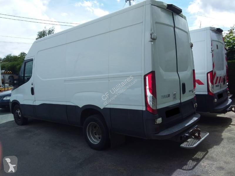 Furgoneta Iveco 35C15