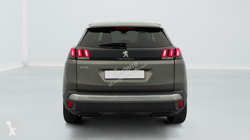 Véhicule utilitaire Peugeot