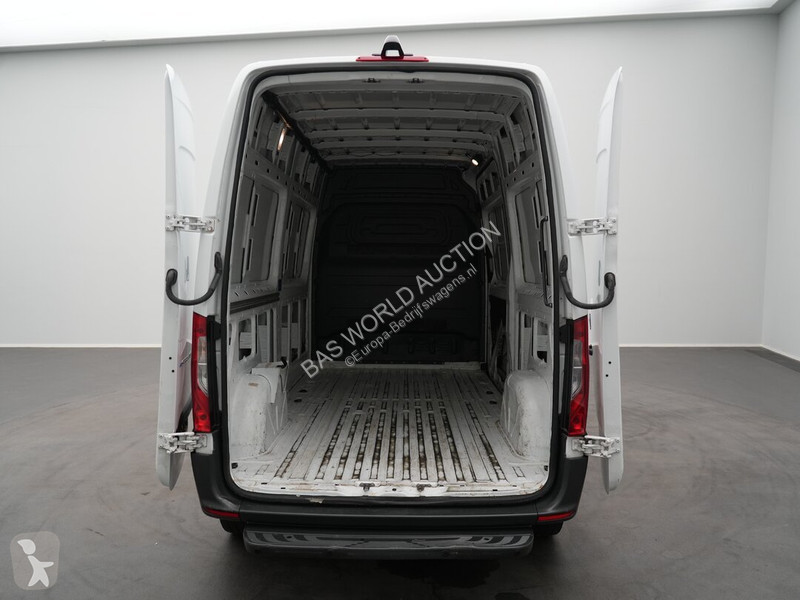 Haszongépjármű Mercedes 312
