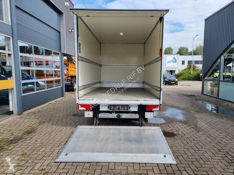 Haszongépjármű Mercedes 516 CDI