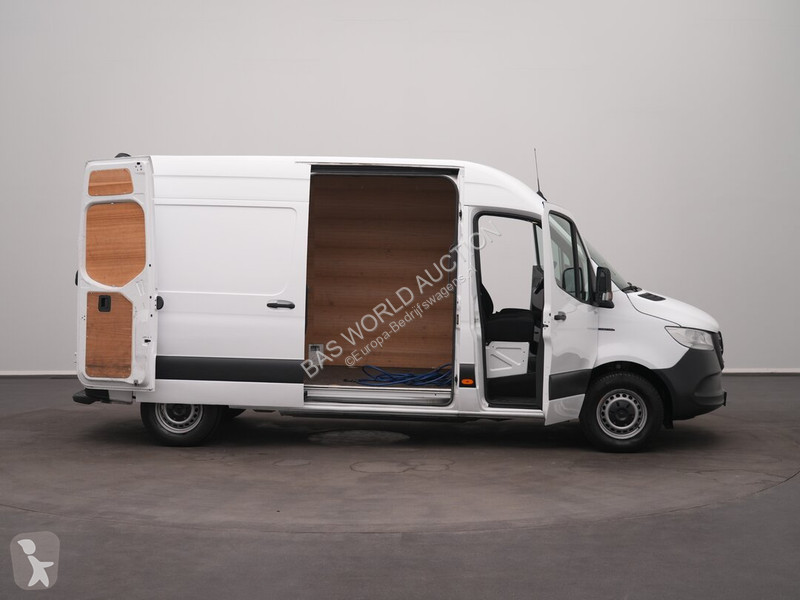 Haszongépjármű Mercedes 312