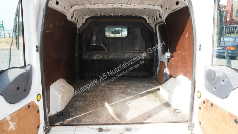 Haszongépjármű Ford 90T220