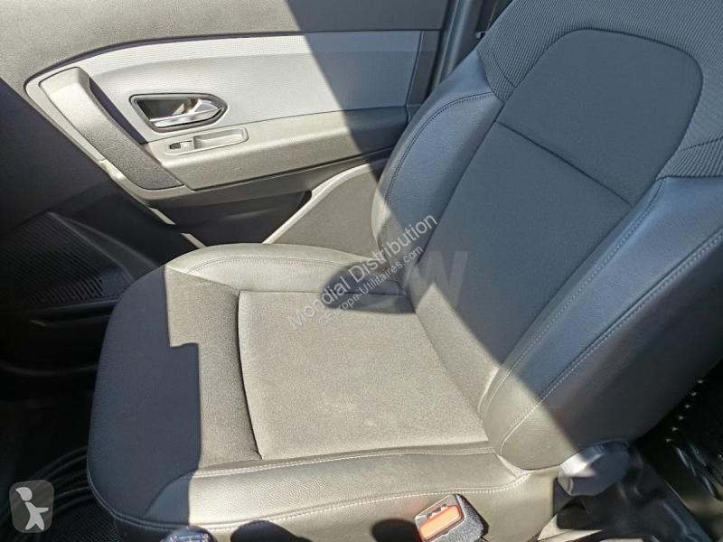 Haszongépjármű Renault DCI 75