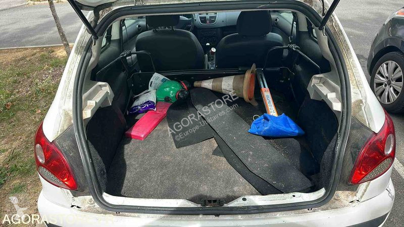 Veículo utilitário Peugeot 206
