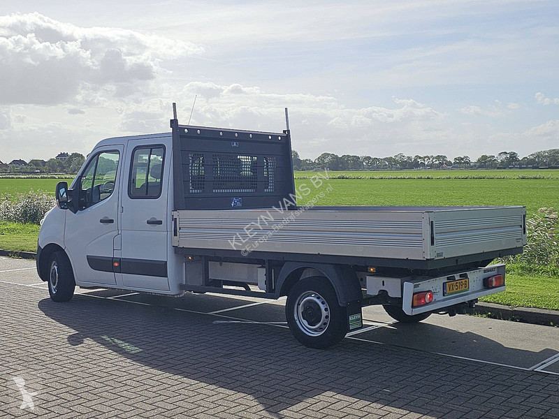 Véhicule utilitaire Renault 2.3 DUB.Cab...