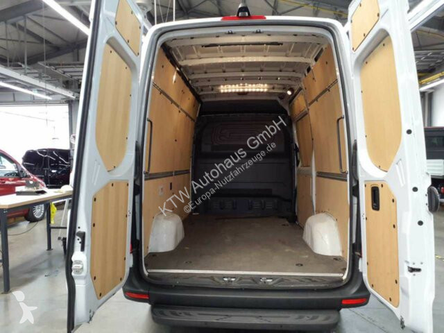 Veículo utilitário Mercedes Sprinter 317...