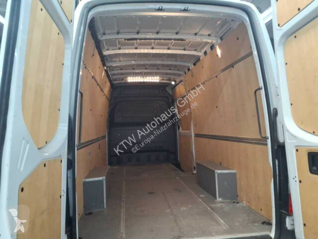 Veículo utilitário Mercedes Sprinter 317...