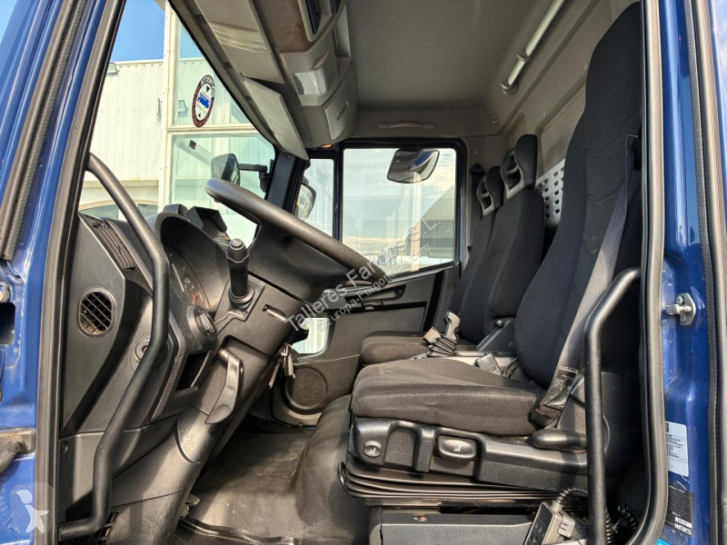 Véhicule utilitaire Iveco ML 120 E22