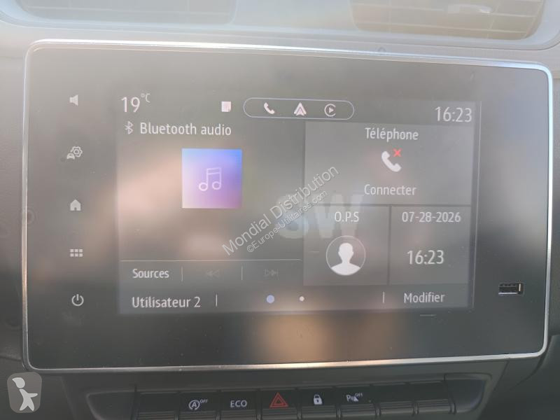 Veículo utilitário Renault DCI 75
