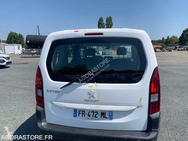 Véhicule utilitaire Peugeot RIFTER