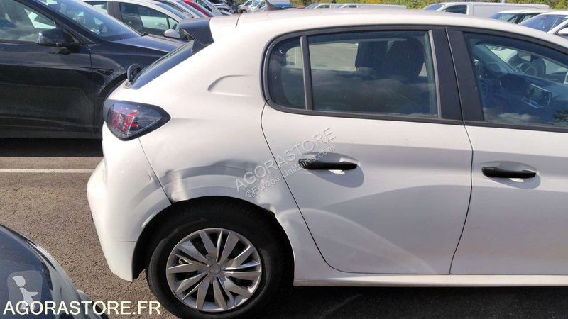 Véhicule utilitaire Peugeot 208