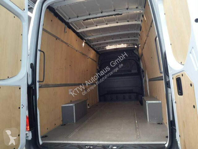 Užitkové vozidlo Mercedes Sprinter 317...