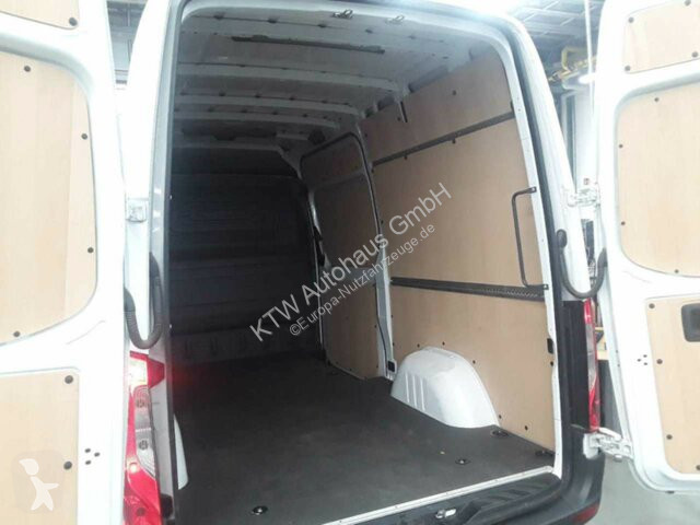 Autoutilitară Mercedes Sprinter 317...
