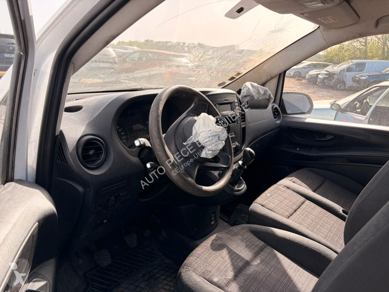 Užitkové vozidlo Mercedes 111 1.6 CDi 114...