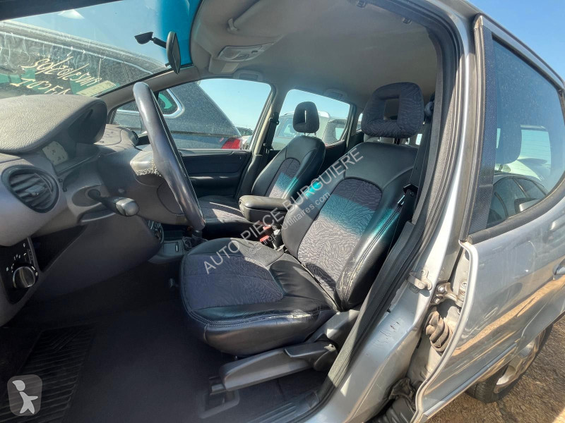 Užitkové vozidlo Mercedes 170 1.7 CDi 95 / CS218