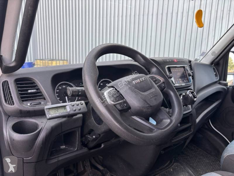 Veículo utilitário Iveco 35C16H EMP 4100