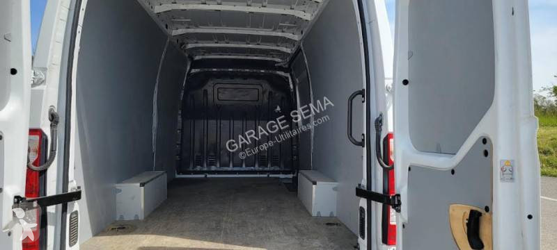 Véhicule utilitaire Opel CDTI 130