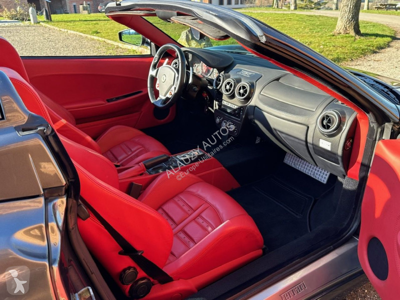 Véhicule utilitaire Ferrari F430 SPIDER 4.3 V8 489
