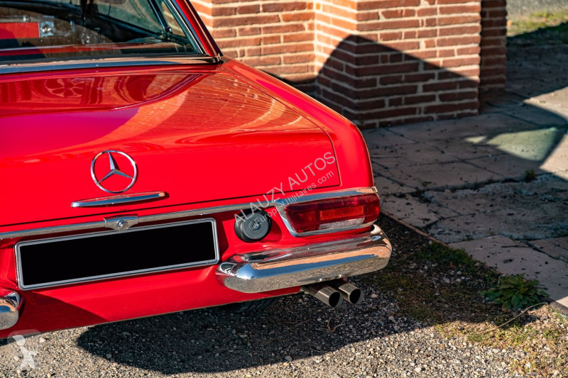 Užitkové vozidlo Mercedes 280 2.8 280 170 PAGODE