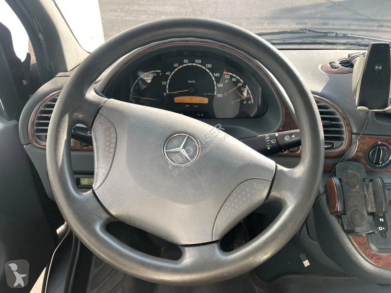 Veículo utilitário Mercedes 416