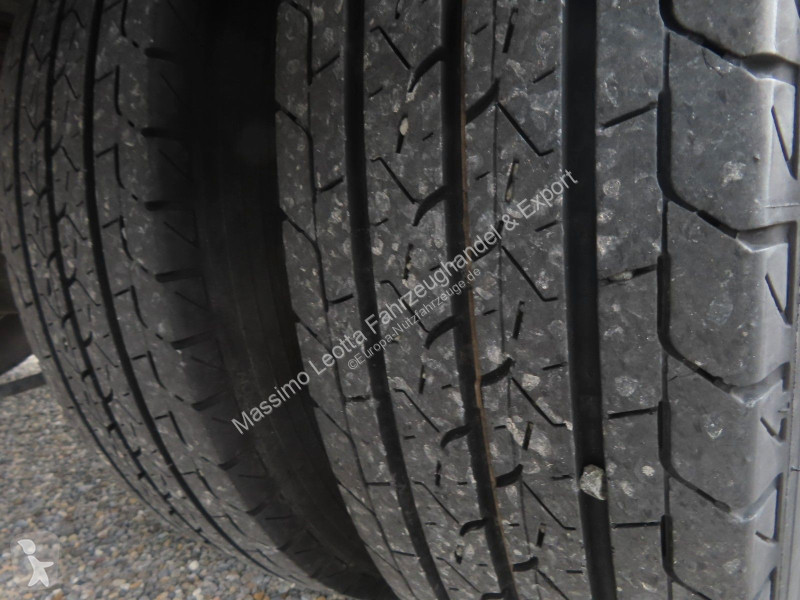 Užitkové vozidlo Iveco 35C16  3,0  Möbelkoffer...