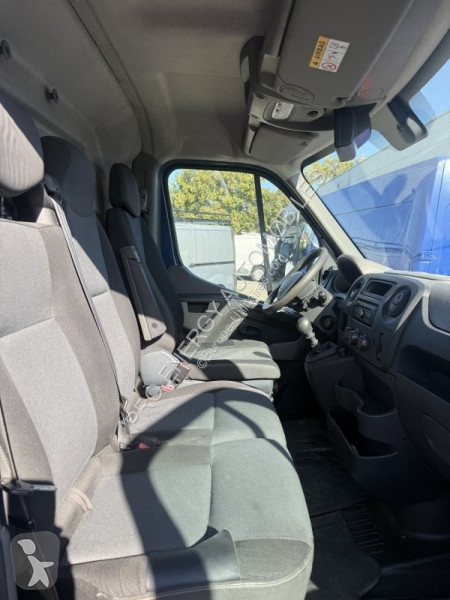 Užitkové vozidlo Renault F3300 L1H2 2.3 DCI...