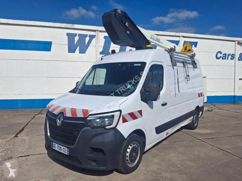 Véhicule utilitaire Renault 2.3 DCI 145