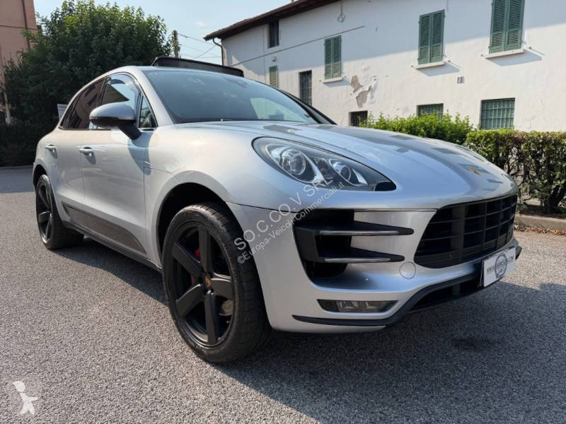 Véhicule utilitaire Porsche