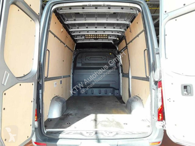 Užitkové vozidlo Mercedes Sprinter 317...