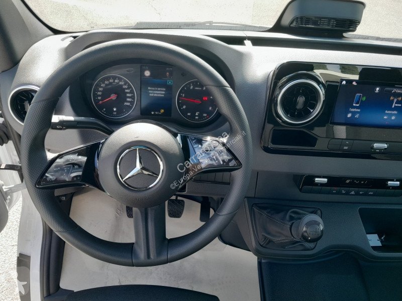 Véhicule utilitaire Mercedes Telaio Traz. Post