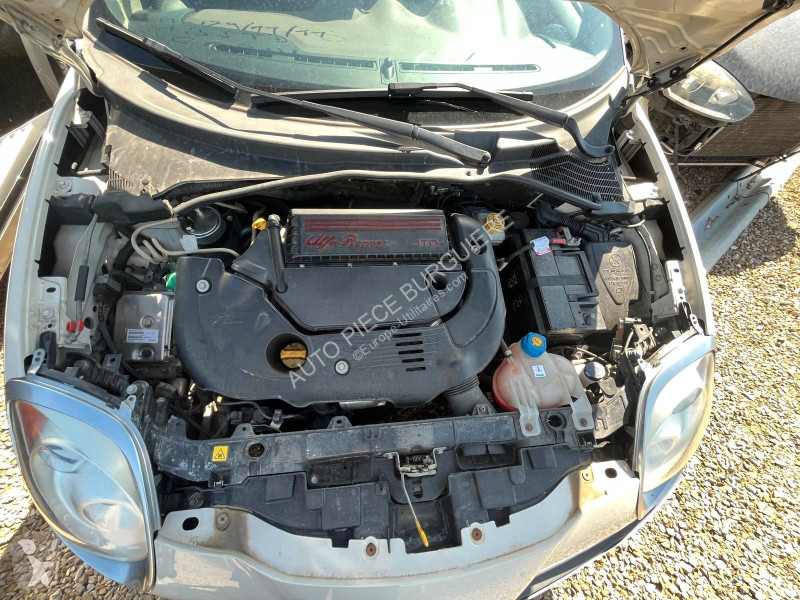 Véhicule utilitaire Alfa-Roméo 1.3 JTDm 95...