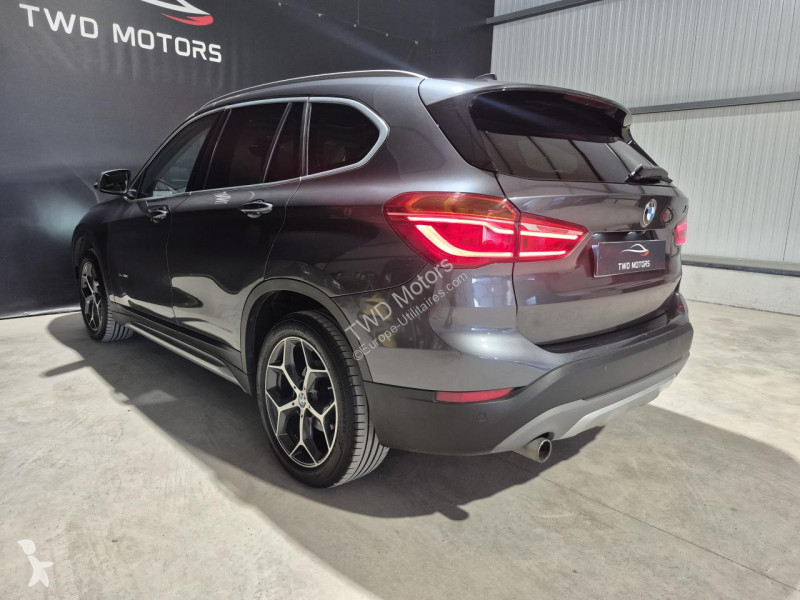 Véhicule utilitaire BMW