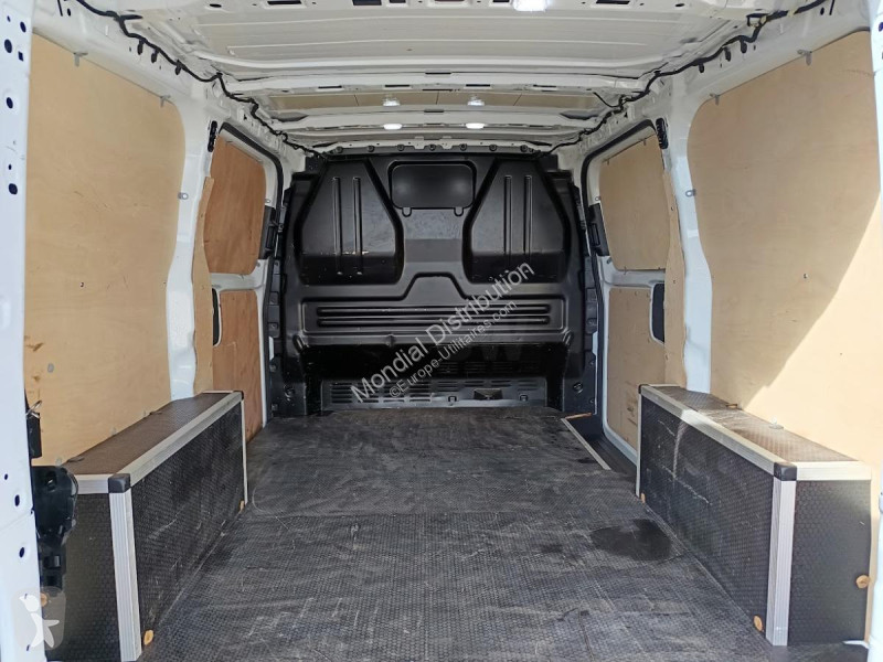 Véhicule utilitaire Ford custom L1H1 TDCI 136