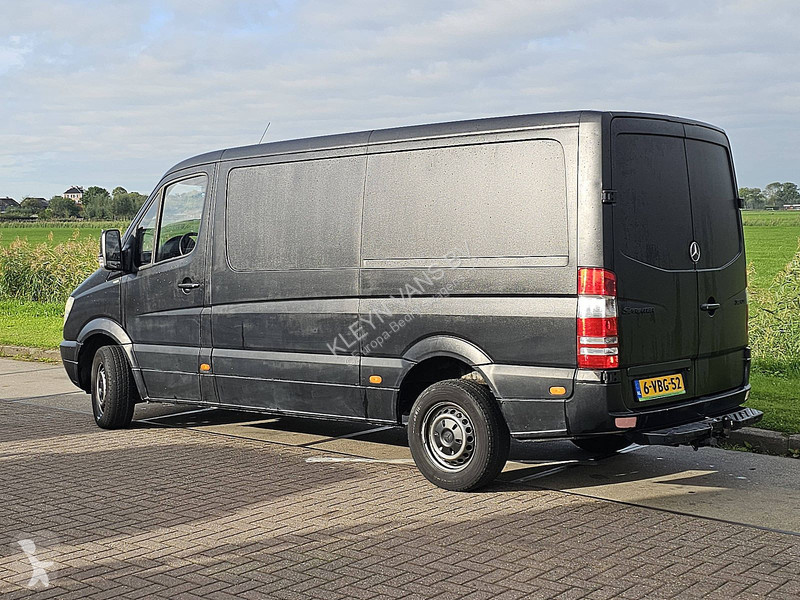 Véhicule utilitaire Mercedes