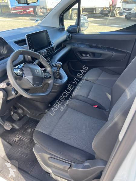 Véhicule utilitaire Peugeot 1.5 HDI 100CH BVM6