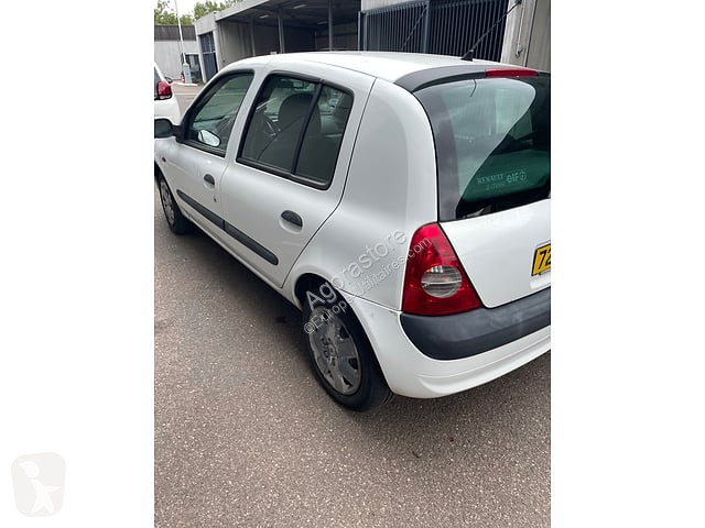 Véhicule utilitaire Renault CLIO