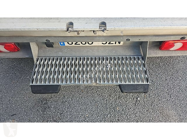 Véhicule utilitaire Renault TRAFIC