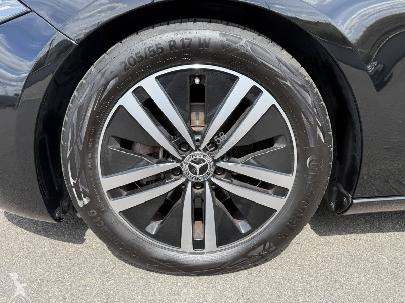 Véhicule utilitaire Mercedes Classe A 180 7G-DCT