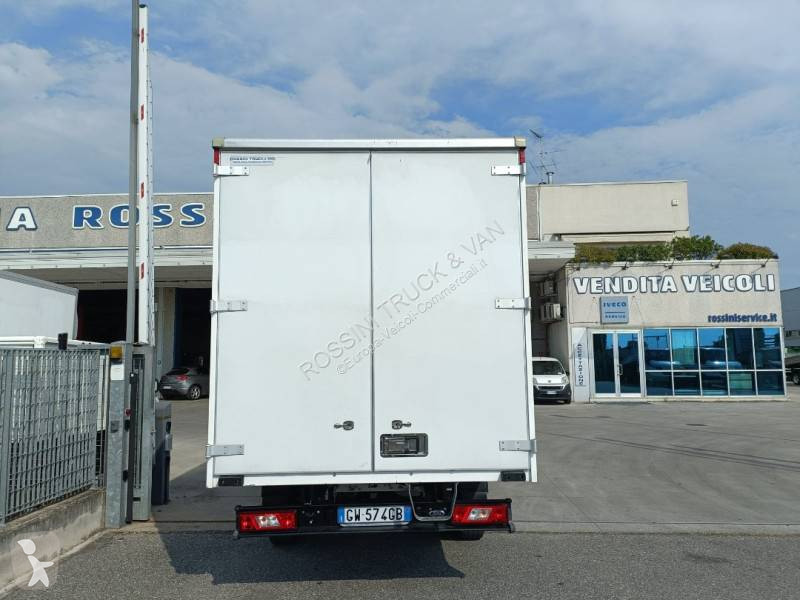 Veicolo commerciale Ford 130