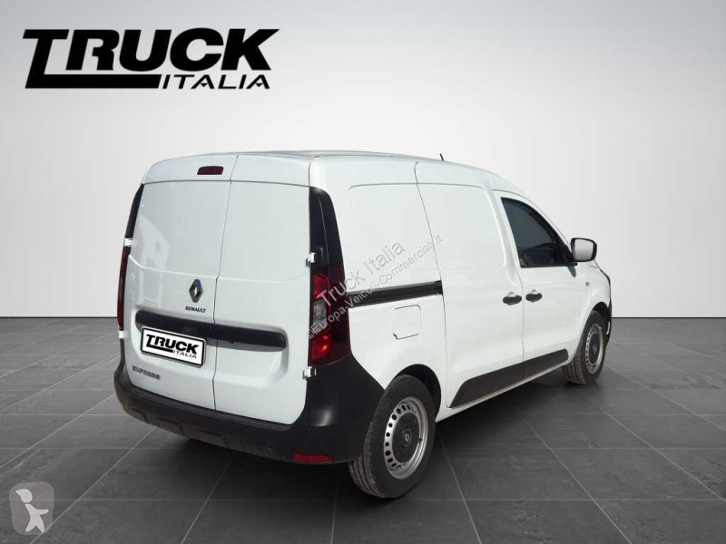 Veicolo commerciale Renault 1.5 BLUE DCI 95CH...