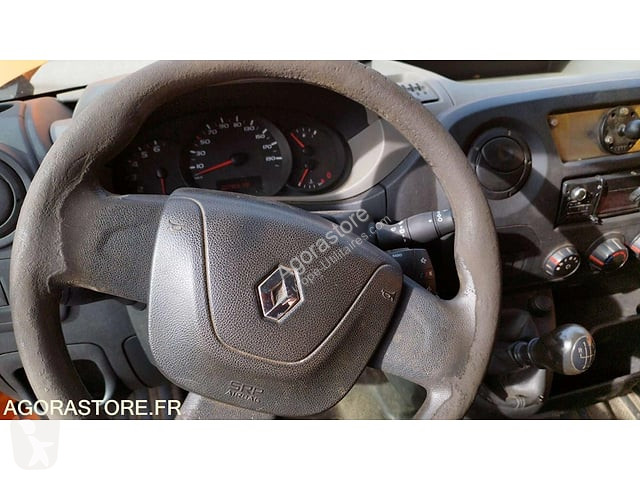 Коммерческий автомобиль
