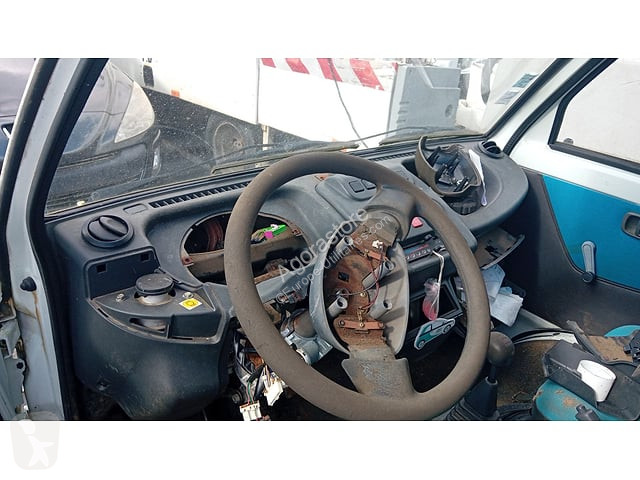 Коммерческий автомобиль Piaggio PORTER