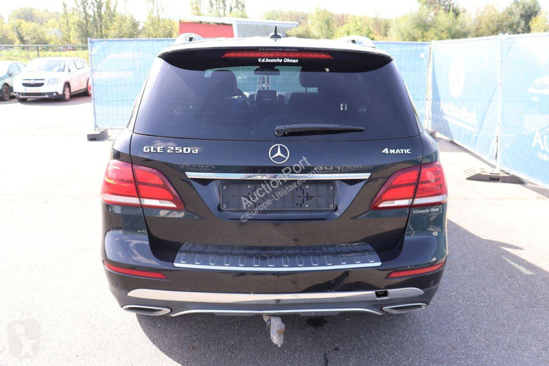 Mercedes d 4MATIC GLE van