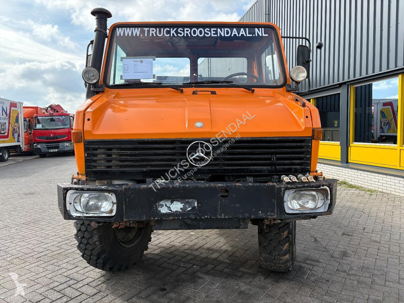 Samochód dostawczy Unimog + 4X4 + BJ 1977 +...
