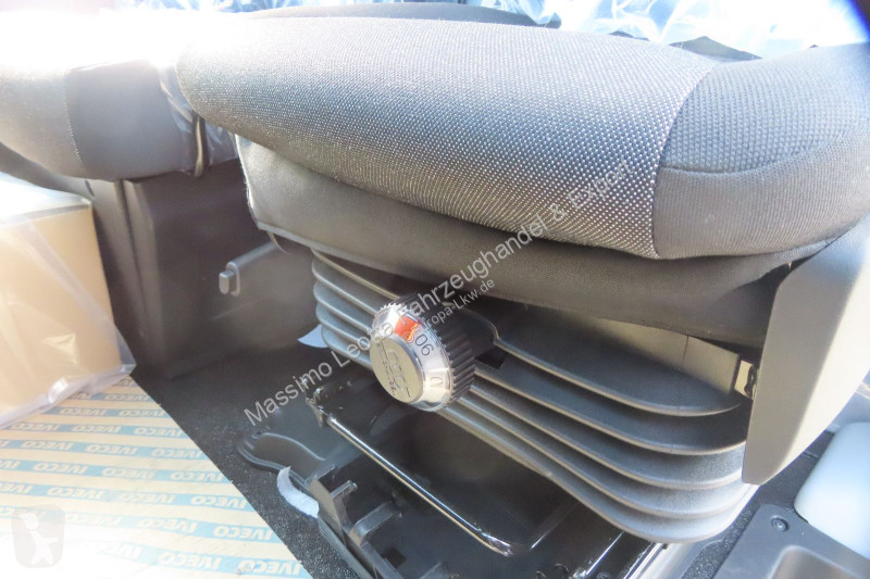 Nyttofordon Iveco 70C18H A8 /P Neu  5 X...