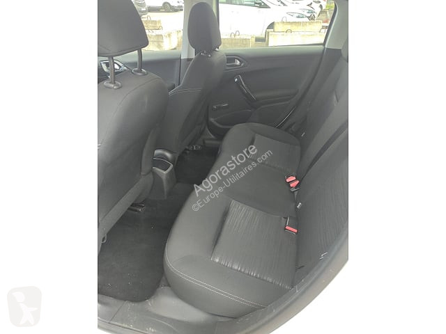 Коммерческий автомобиль Peugeot 208 access 5...