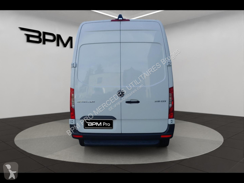 Коммерческий автомобиль Mercedes Fg 315 CDI 37...