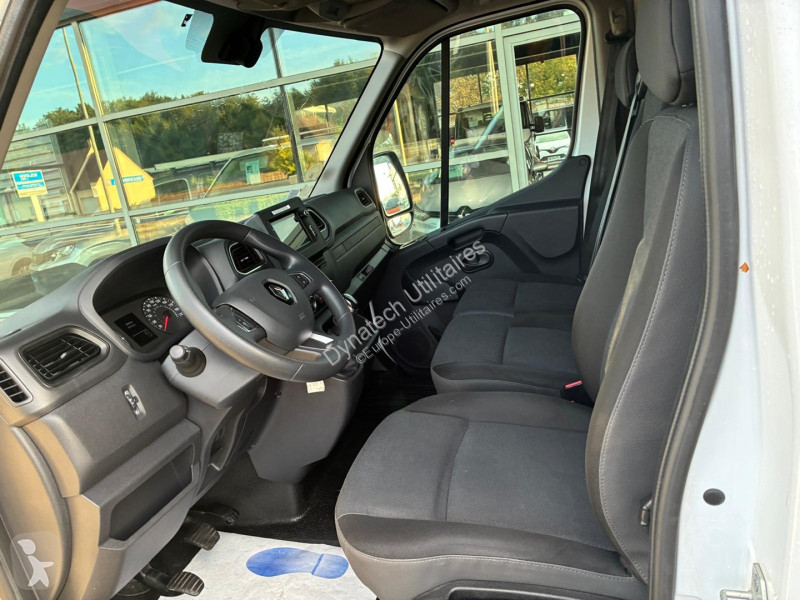 Коммерческий автомобиль Renault MASTER III FG...