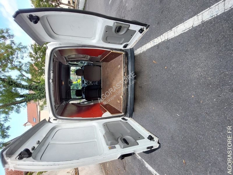 Samochód dostawczy Renault KANGOO