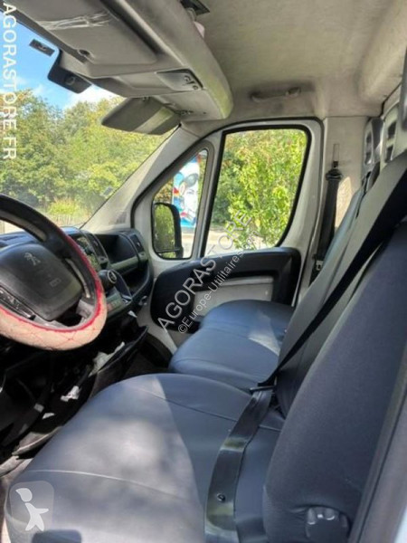 Samochód dostawczy Peugeot BOXER